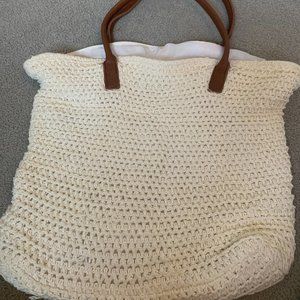 White Zipper Macrame Bag